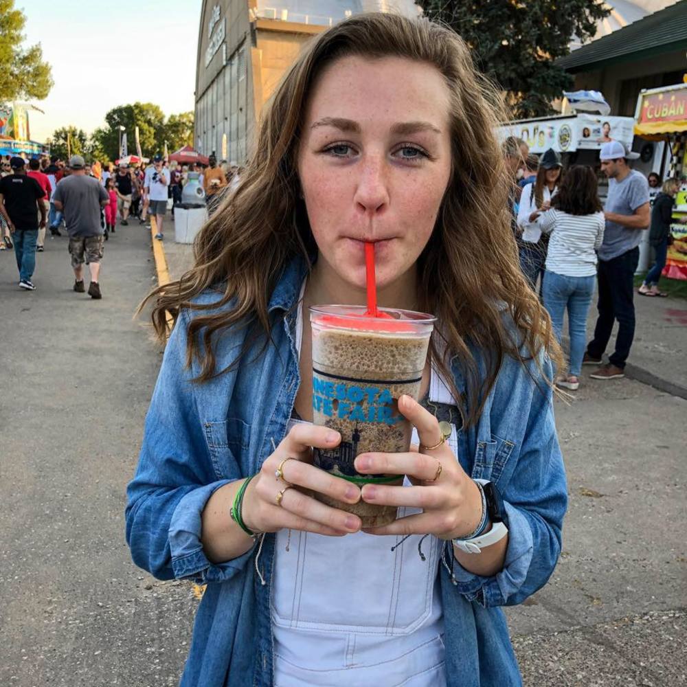 Meet your Posher, Lauren